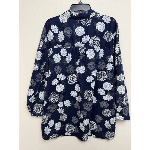 Susan Graver Women’s Plus Sz 2X Cotton Shirt Button Down Floral Print Navy White - Picture 14 of 16